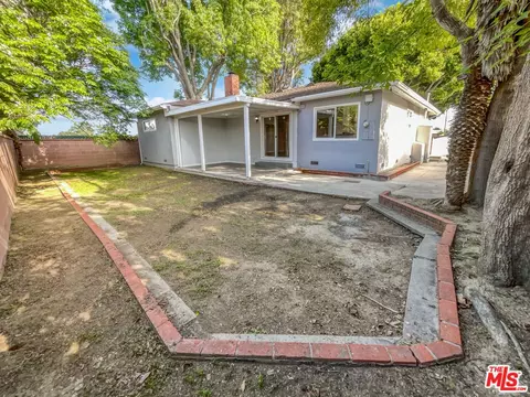 Exterior - 3609 E Allington St, Long Beach, CA 90805 photo 2 of 5