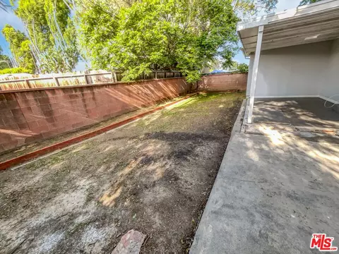 Exterior - 3609 E Allington St, Long Beach, CA 90805 photo 4 of 5