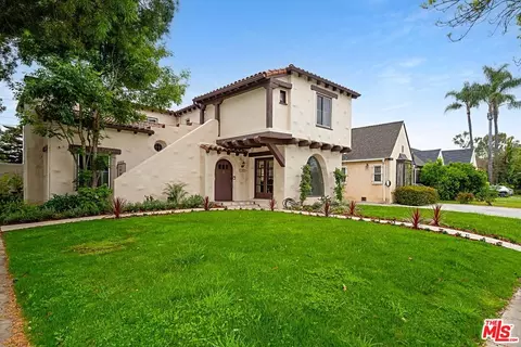 157 S Clark Dr, Beverly Hills, CA 90211