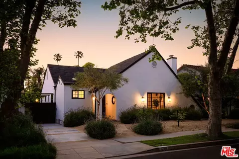 1249 Carmona Ave, Los Angeles, CA 90019
