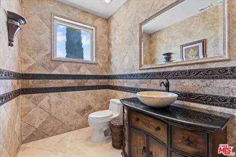 Bath - 8290 Overview Ct, Yucaipa, CA 92399 photo 1 of 2