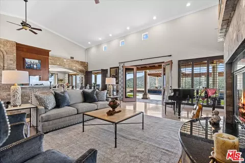 Living - 8290 Overview Ct, Yucaipa, CA 92399 photo 1 of 3