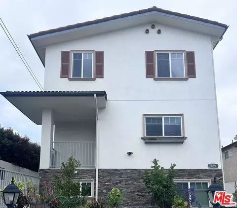 329 E Hazel St #C, Inglewood, CA 90302