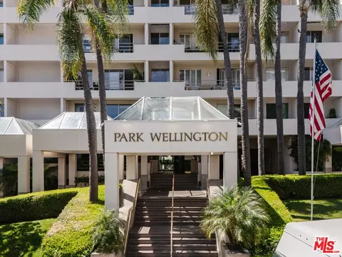 1131 Alta Loma Rd #310, West Hollywood, CA 90069