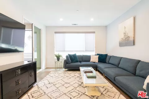 Living - 13153 Victory Blvd, Van Nuys, CA 91401 photo 1 of 2