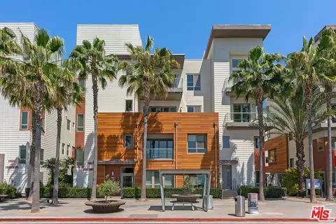 12484 Osprey Ln #2, Playa Vista, CA 90094