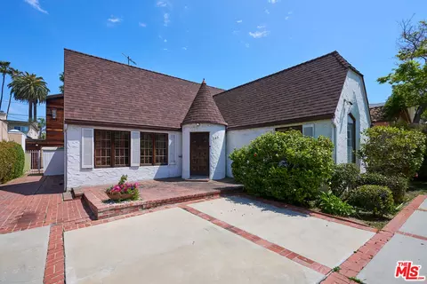 248 S Maple Dr, Beverly Hills, CA 90212