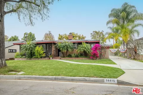 14415 Emory Dr, Whittier, CA 90605