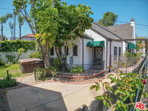 Exterior - 6436 W 5th St, Los Angeles, CA 90048 photo 7 of 16