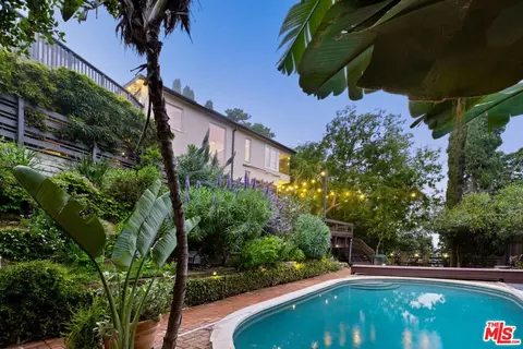 607 Sky Line Trl, Topanga, CA 90290
