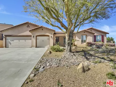 5629 Crane Ct, Palmdale, CA 93551