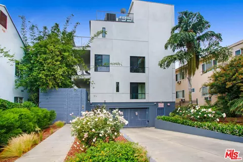 7124 Hollywood Blvd #1, Los Angeles, CA 90046