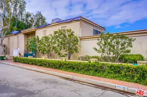 984 Bel Air Rd, Los Angeles, CA 90077