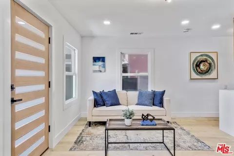 Living - 95 E Louise St, Long Beach, CA 90805 photo 5 of 6