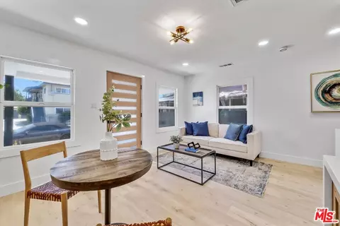 Living - 95 E Louise St, Long Beach, CA 90805 photo 4 of 6