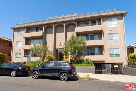 1424 Amherst Ave #205, Los Angeles, CA 90025