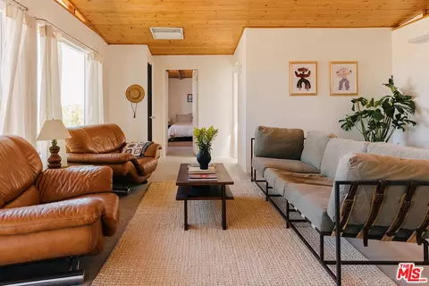 58183 Burke Rd, Yucca Valley, CA 92284