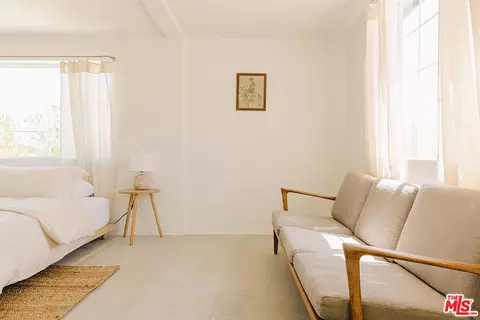 Bedroom - 58183 Burke Rd, Yucca Valley, CA 92284 photo 8 of 9