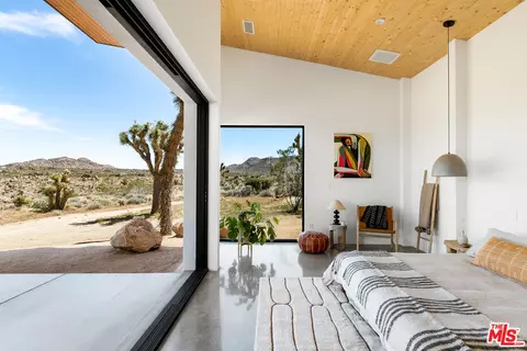 Bedroom - 8989 Tortuga Trl, Joshua Tree, CA 92252 photo 3 of 5