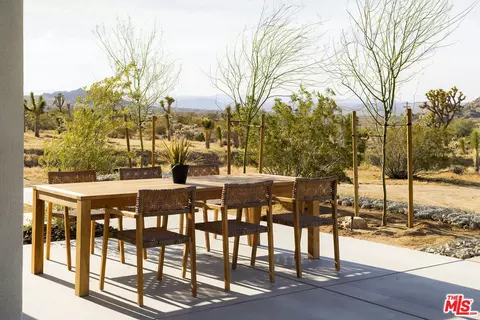 Exterior - 8989 Tortuga Trl, Joshua Tree, CA 92252 photo 6 of 7