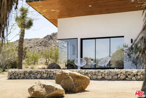 Exterior - 8989 Tortuga Trl, Joshua Tree, CA 92252 photo 2 of 7