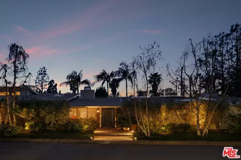 2275 Stradella Rd, Los Angeles, CA 90077