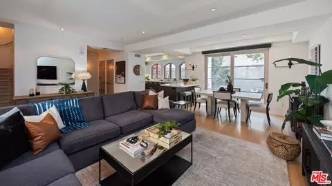 1253 17th St #102, Santa Monica, CA 90404