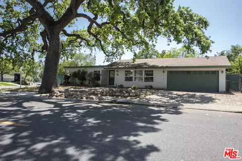 901 Park Rd, Ojai, CA 93023