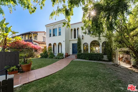2317 St George St, Los Angeles, CA 90027