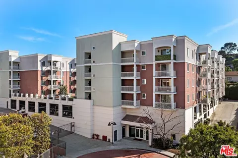 3740 Santa Rosalia Dr #317, Los Angeles, CA 90008