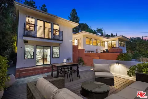 11311 Canton Dr, Studio City, CA 91604