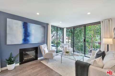 869 S Wooster St #101, Los Angeles, CA 90035