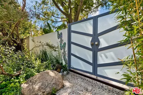 2291 San Ysidro Dr, Beverly Hills, CA 90210