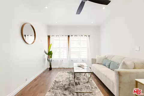 2121 James M Wood Blvd #209, Los Angeles, CA 90006