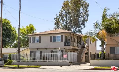 13524 Vanowen St, Van Nuys, CA 91405
