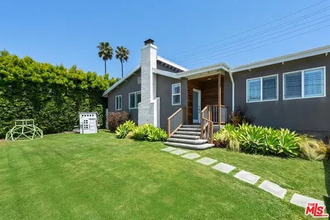 3300 Colonial Ave, Los Angeles, CA 90066