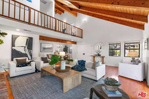 1183 Nelrose Ave, Venice, CA 90291