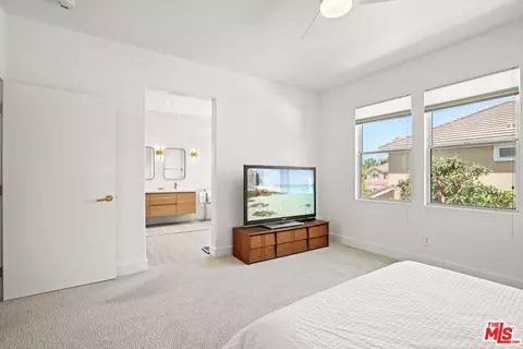 Bedroom - 7 Figaro, Irvine, CA 92606 photo 2 of 4