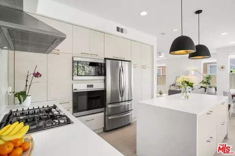 Kitchen - 7 Figaro, Irvine, CA 92606 photo 3 of 4