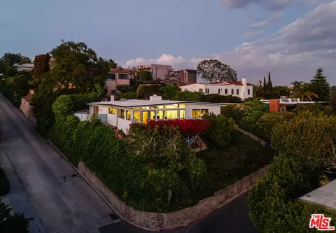 3123 Swan Pl, Los Angeles, CA 90026