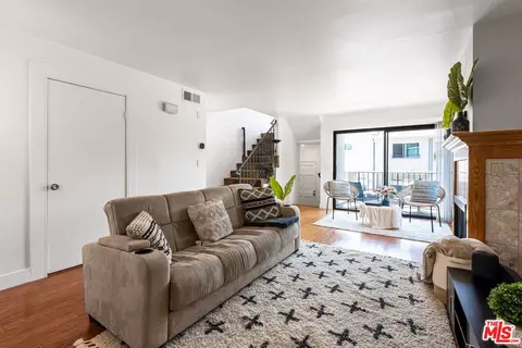 9140 Burnet Ave #1, North Hills, CA 91343