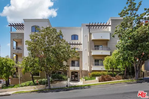 2355 Fox Hills Dr #202, Los Angeles, CA 90064