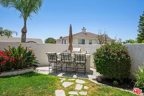 15121 Holiday Dr, Fontana, CA 92336 photo 39