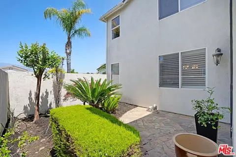 15121 Holiday Dr, Fontana, CA 92336 photo 42
