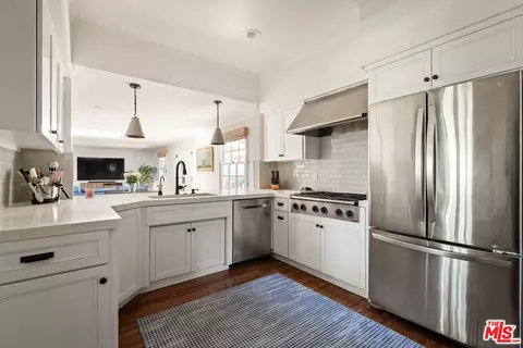 Kitchen - 2085 E Altadena Dr, Altadena, CA 91001 photo 1 of 3