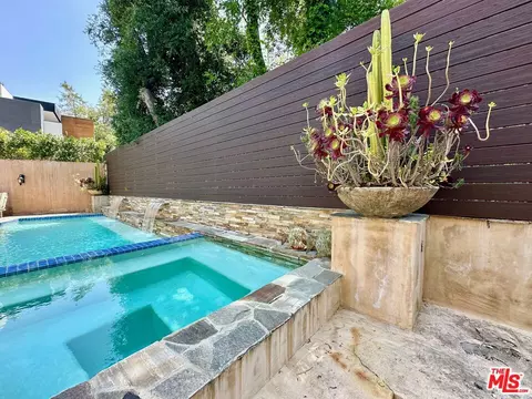 Exterior - 4520 Libbit Ave, Encino, CA 91436 photo 14 of 22
