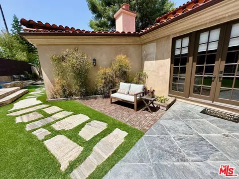 Exterior - 4520 Libbit Ave, Encino, CA 91436 photo 5 of 22