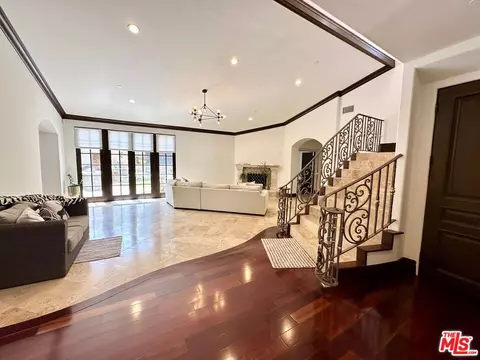 Living - 4520 Libbit Ave, Encino, CA 91436 photo 1 of 7