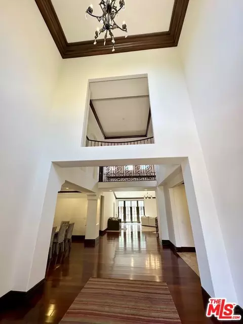 Entry Way - 4520 Libbit Ave, Encino, CA 91436 photo 1 of 15