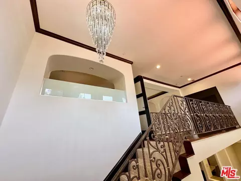Entry Way - 4520 Libbit Ave, Encino, CA 91436 photo 8 of 15